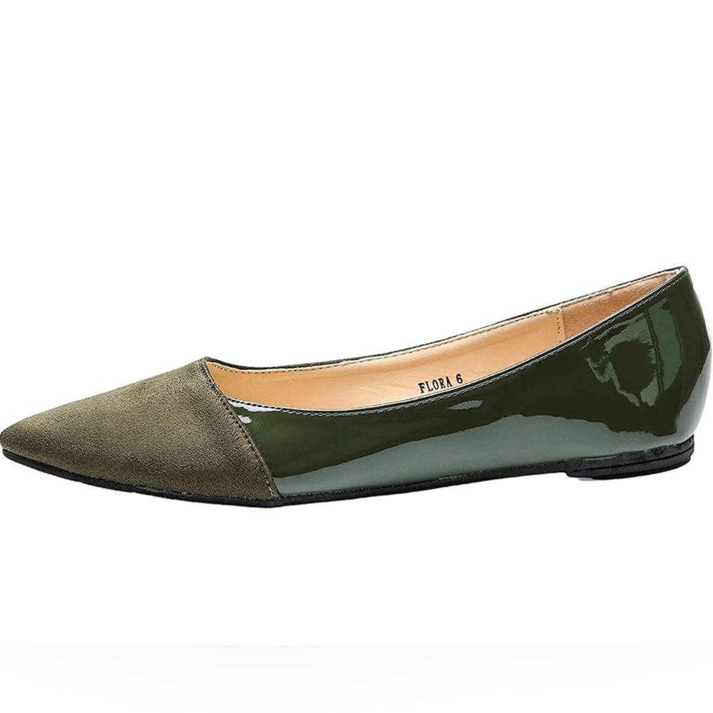 Ashley A Flora Stylish Patent Pointed Toe. Size 10